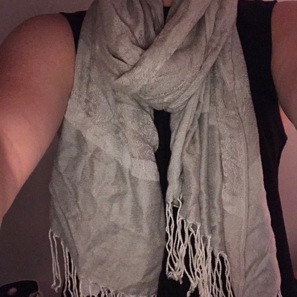 Scarf - Picture 2 of 3